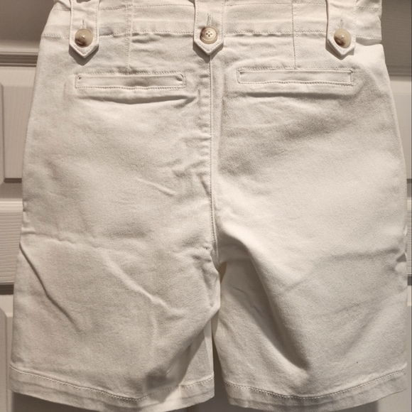 Pull On Shorts - Picture 3 of 5